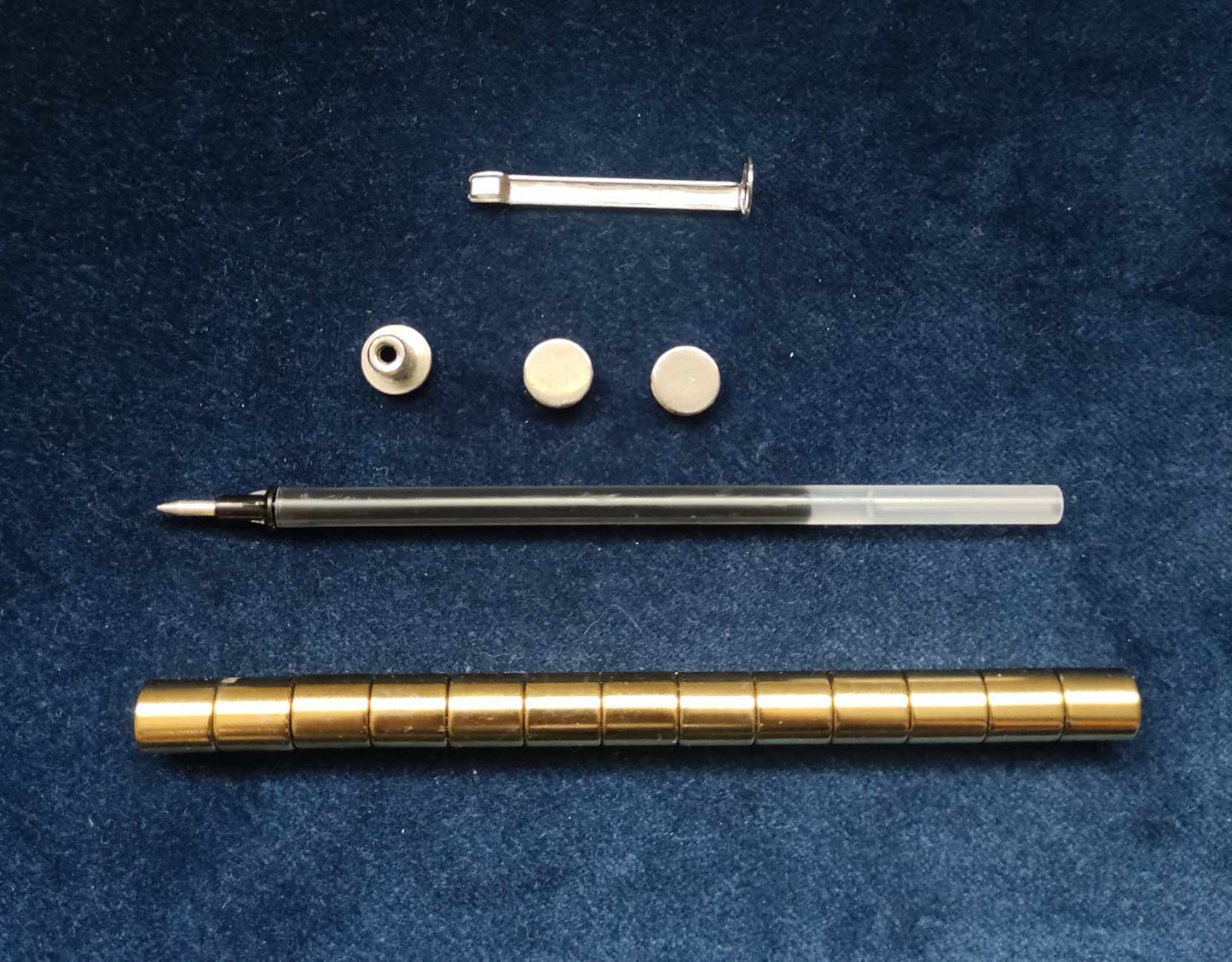 Magnetyczny długopis